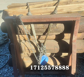 新疆某礦煤層矸石倉(cāng) 新疆某礦煤層矸石倉(cāng)